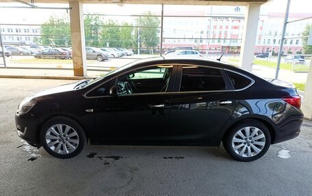Opel Astra J, 2013 год, 890 000 рублей, 5 фотография