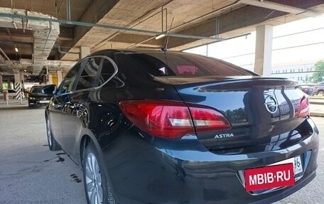 Opel Astra J, 2013 год, 890 000 рублей, 6 фотография