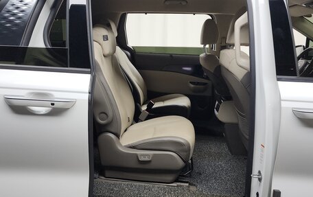 KIA Carnival, 2022 год, 3 111 887 рублей, 17 фотография