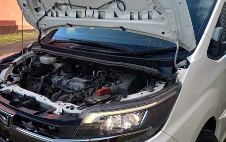 Toyota Noah III, 2018 год, 2 700 000 рублей, 26 фотография