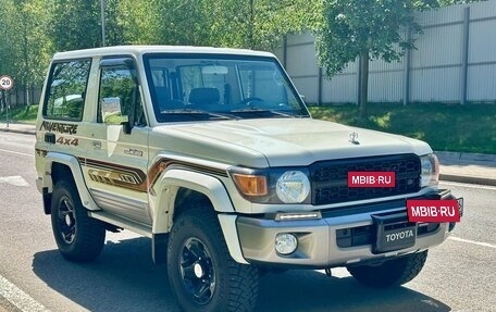 Toyota Land Cruiser 70, 2022 год, 5 500 000 рублей, 3 фотография