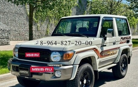 Toyota Land Cruiser 70, 2022 год, 5 500 000 рублей, 2 фотография