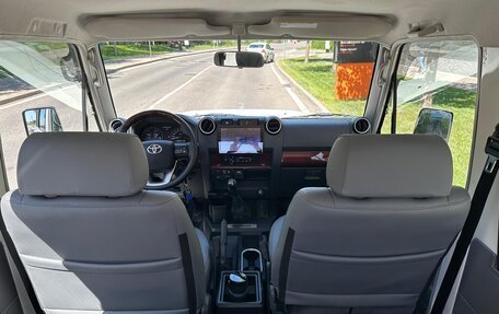 Toyota Land Cruiser 70, 2022 год, 5 500 000 рублей, 16 фотография