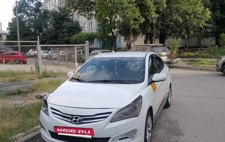 Hyundai Solaris II рестайлинг, 2014 год, 580 000 рублей, 3 фотография