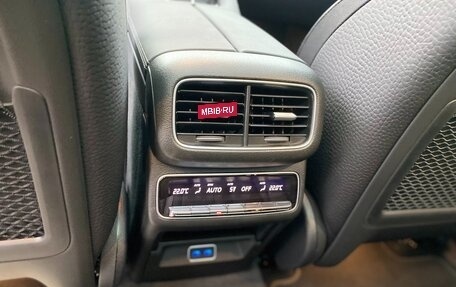 Mercedes-Benz GLE, 2024 год, 15 215 000 рублей, 15 фотография