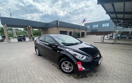 Hyundai Elantra V, 2014 год, 1 050 000 рублей, 2 фотография