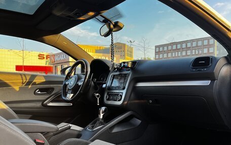 Volkswagen Scirocco III рестайлинг, 2011 год, 1 300 000 рублей, 10 фотография