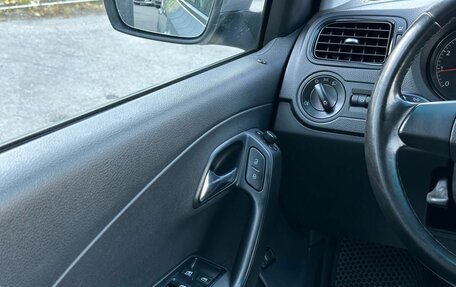 Volkswagen Polo VI (EU Market), 2011 год, 879 000 рублей, 19 фотография
