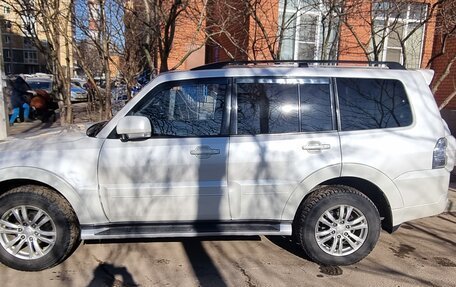 Mitsubishi Pajero IV, 2014 год, 2 167 000 рублей, 3 фотография