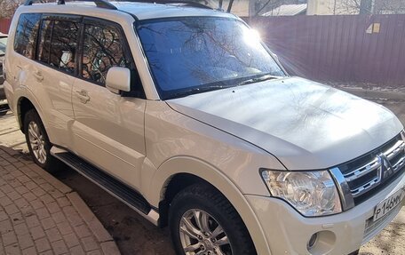 Mitsubishi Pajero IV, 2014 год, 2 167 000 рублей, 7 фотография
