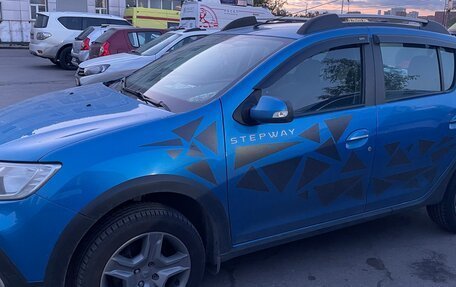 Renault Sandero II рестайлинг, 2019 год, 1 199 000 рублей, 1 фотография