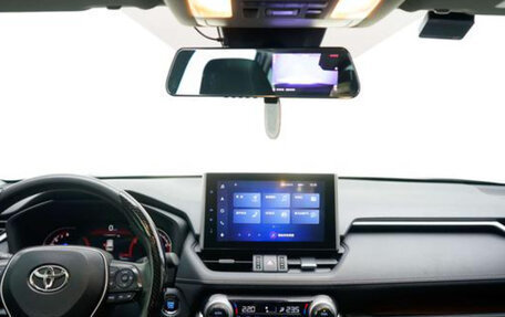Toyota RAV4, 2021 год, 2 150 000 рублей, 7 фотография