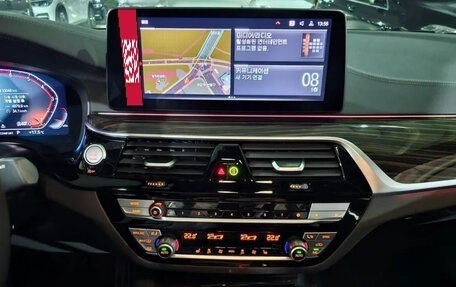 BMW 5 серия, 2022 год, 3 800 000 рублей, 19 фотография