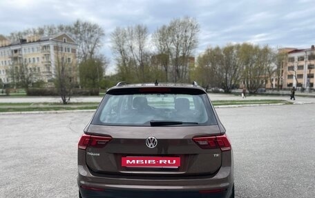 Volkswagen Tiguan II, 2017 год, 1 999 000 рублей, 9 фотография