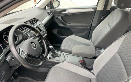 Volkswagen Tiguan II, 2017 год, 1 999 000 рублей, 21 фотография