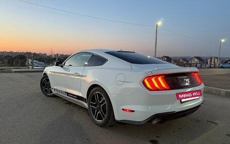 Ford Mustang VI рестайлинг, 2018 год, 2 800 000 рублей, 25 фотография