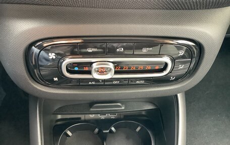 Smart Fortwo III, 2021 год, 2 790 000 рублей, 16 фотография