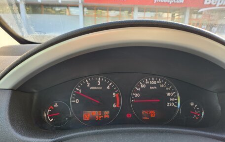 Nissan Pathfinder, 2012 год, 1 700 000 рублей, 21 фотография