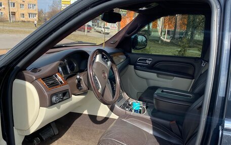 Cadillac Escalade III, 2011 год, 1 845 000 рублей, 6 фотография