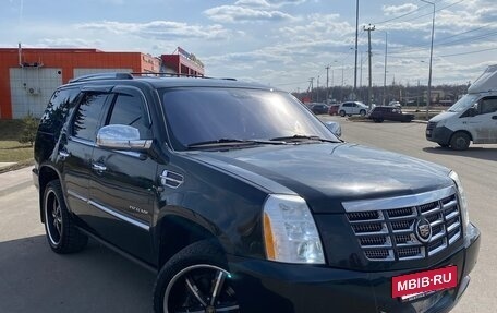 Cadillac Escalade III, 2011 год, 1 845 000 рублей, 20 фотография