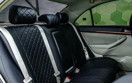 Toyota Avensis III рестайлинг, 2006 год, 750 000 рублей, 13 фотография