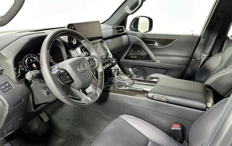 Lexus LX, 2024 год, 24 800 000 рублей, 12 фотография