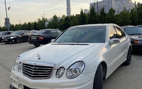 Mercedes-Benz E-Класс, 2005 год, 1 200 000 рублей, 3 фотография