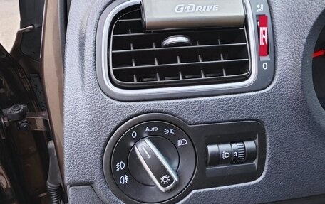Volkswagen Polo VI (EU Market), 2016 год, 1 100 000 рублей, 14 фотография