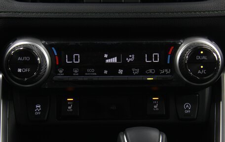 Toyota RAV4, 2024 год, 3 988 000 рублей, 20 фотография