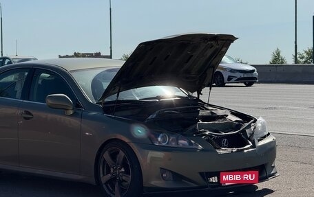 Lexus IS II рестайлинг 2, 2006 год, 1 200 000 рублей, 16 фотография