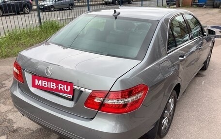 Mercedes-Benz E-Класс, 2011 год, 1 365 000 рублей, 3 фотография