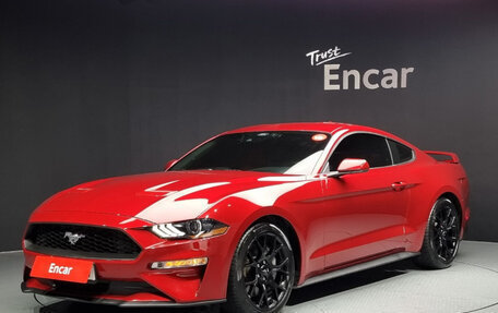 Ford Mustang VI рестайлинг, 2022 год, 2 900 000 рублей, 2 фотография