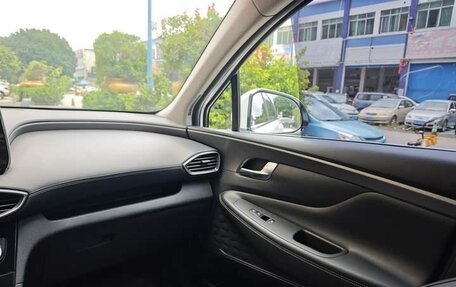 Hyundai Santa Fe IV, 2020 год, 2 600 000 рублей, 24 фотография