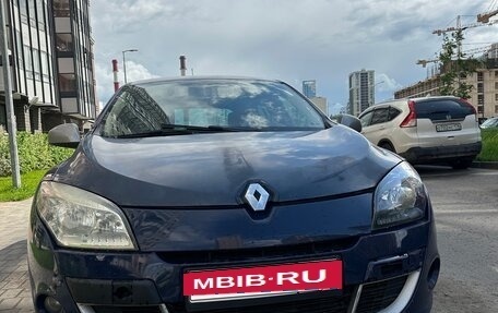 Renault Megane III, 2011 год, 550 000 рублей, 2 фотография