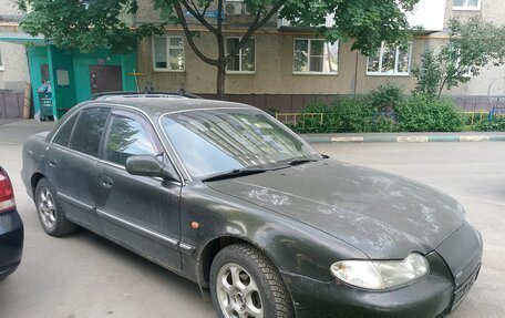 Hyundai Sonata III рестайлинг, 1998 год, 155 000 рублей, 3 фотография