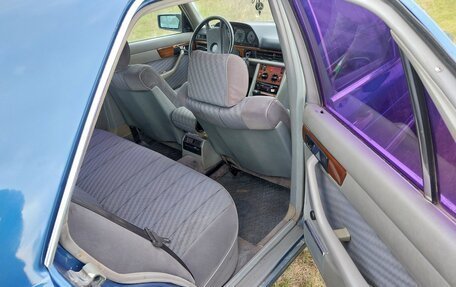 Mercedes-Benz S-Класс, 1986 год, 600 000 рублей, 12 фотография