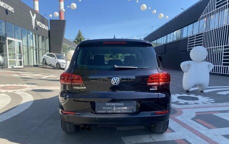 Volkswagen Tiguan I, 2016 год, 1 745 000 рублей, 3 фотография