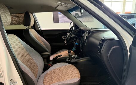 KIA Soul II рестайлинг, 2018 год, 1 250 000 рублей, 13 фотография