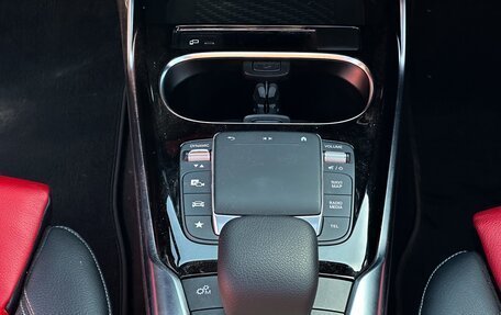 Mercedes-Benz A-Класс AMG, 2020 год, 5 000 000 рублей, 9 фотография