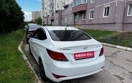 Hyundai Solaris II рестайлинг, 2014 год, 900 000 рублей, 3 фотография