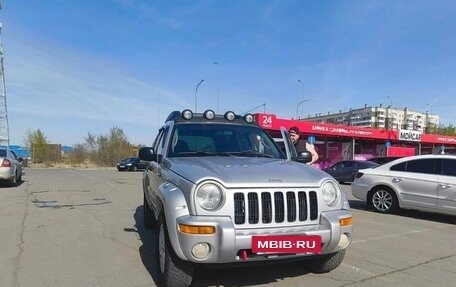Jeep Liberty (North America) I, 2003 год, 670 000 рублей, 3 фотография