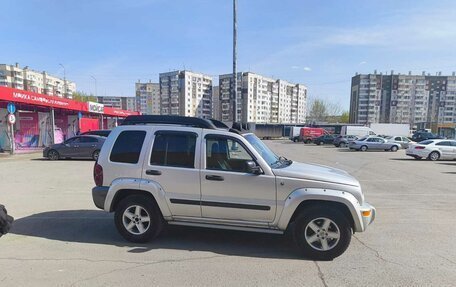 Jeep Liberty (North America) I, 2003 год, 670 000 рублей, 9 фотография
