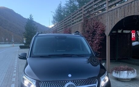 Mercedes-Benz V-Класс, 2014 год, 3 350 000 рублей, 3 фотография