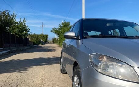Skoda Fabia II, 2013 год, 580 000 рублей, 4 фотография