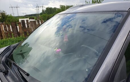Mitsubishi Outlander III рестайлинг 3, 2007 год, 800 000 рублей, 15 фотография