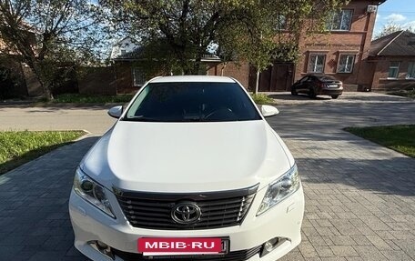 Toyota Camry, 2013 год, 1 850 000 рублей, 2 фотография