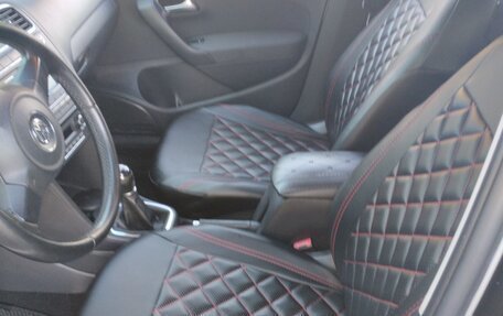 Volkswagen Polo VI (EU Market), 2013 год, 850 000 рублей, 13 фотография