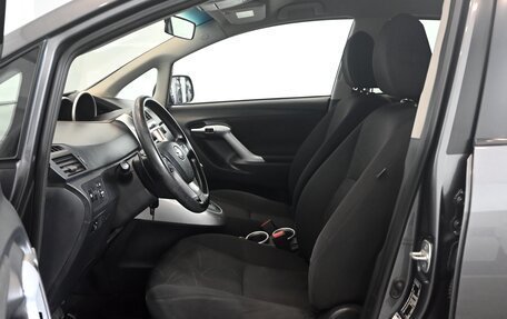 Toyota Verso I, 2011 год, 1 230 000 рублей, 10 фотография