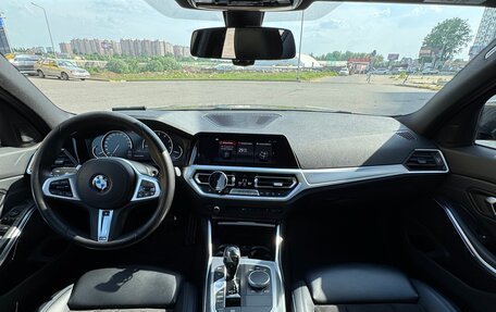 BMW 3 серия, 2019 год, 3 300 000 рублей, 14 фотография
