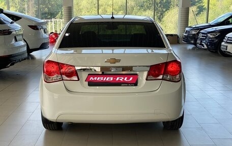 Chevrolet Cruze II, 2011 год, 699 000 рублей, 5 фотография